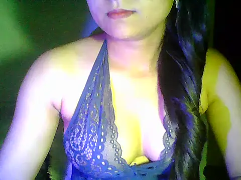 Snapshot of Saxy_Mony002 chatting on 31, 5, 2026 Saxy Mony002 online show from 31, 5, 2026