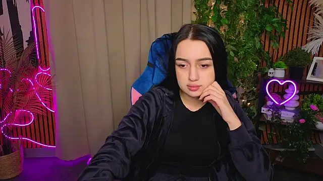 Snapshot of MargaretParker chatting on 12, 4, 2026 MargaretParker online show from 12, 4, 2026