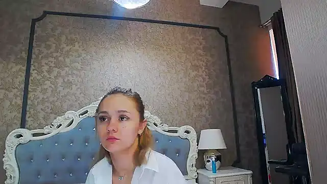 Ivy Quin online show from 21, 6, 2026
