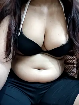 Snapshot of Kajal-hott chatting on 10, 4, 2026 Kajal-hott online show from 10, 4, 2026