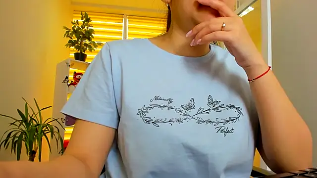 Tianniaa online show from 18, 4, 2026