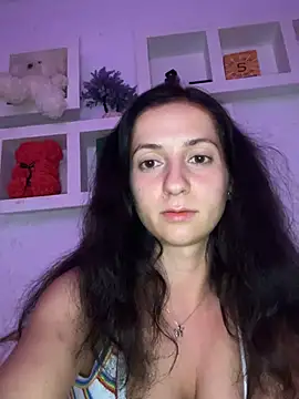 Snapshot of KarolDolly05 chatting on 9, 7, 2026 KarolDolly05 online show from 9, 7, 2026