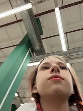 michelle lovique online show from 9, 4, 2026