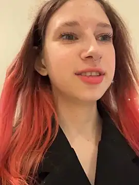 Snapshot of michelle_lovique chatting on 22, 5, 2026 michelle lovique online show from 22, 5, 2026