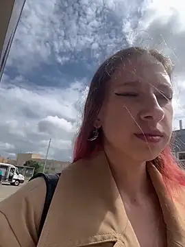 michelle lovique online show from 13, 6, 2026