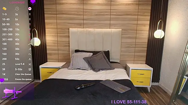 Snapshot of matty_sofia_1 chatting on 30, 6, 2026 matty sofia 1 online show from 30, 6, 2026