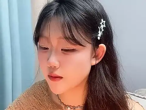 Snapshot of Lilababy00 chatting on 8, 4, 2026 Lilababy00 online show from 8, 4, 2026