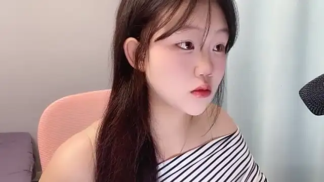 Lilababy00 online show from 28, 4, 2026