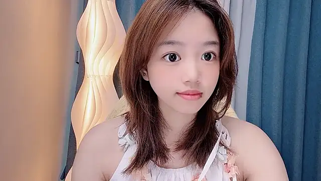 Lilababy00 online show from 20, 6, 2026