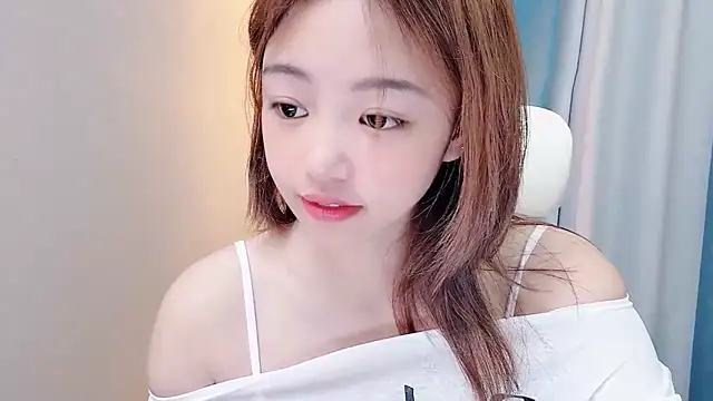 Lilababy00 online show from 10, 7, 2026