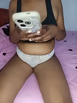 MsCutie online show from 10, 4, 2026