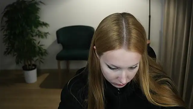 AlmedaWalmer online show from 7, 4, 2026