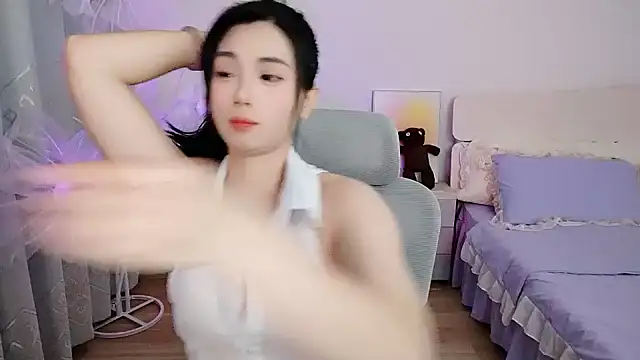 Snapshot of M-CC-M chatting on 11, 5, 2026 M-CC-M online show from 11, 5, 2026