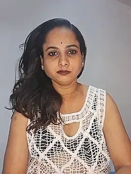 Snapshot of Bebo_QueeN chatting on 5, 5, 2026 Bebo QueeN online show from 5, 5, 2026