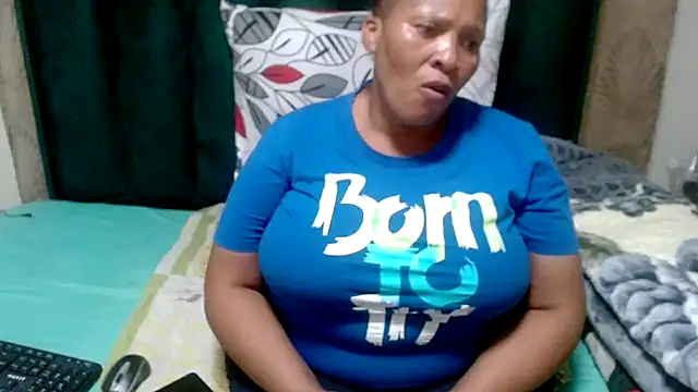CaramelMelons78 online show from 30, 4, 2026