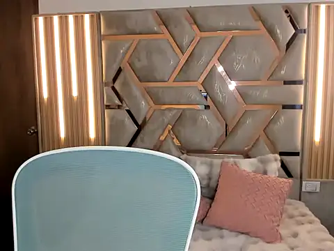 Kelly-adams26 online show from 7, 4, 2026