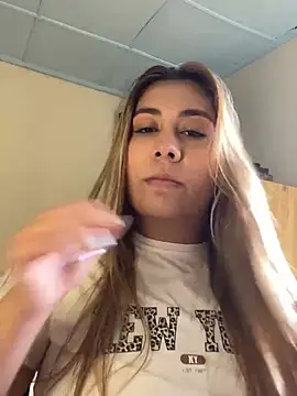 Snapshot of _BellaSmith_ chatting on 26, 6, 2026 BellaSmith online show from 26, 6, 2026