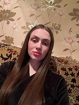 AlinaLove3213 online show from 20, 4, 2026