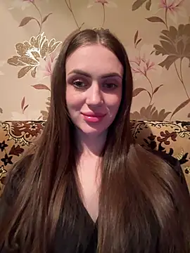 AlinaLove3213 online show from 4, 7, 2026
