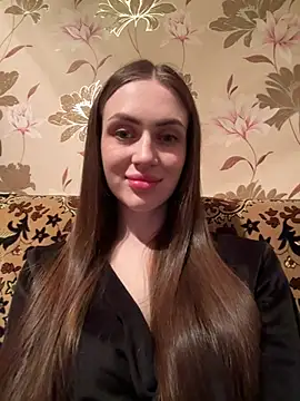 AlinaLove3213 online show from 15, 4, 2026