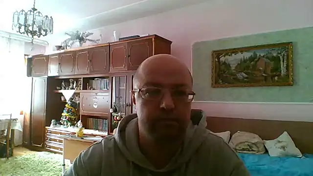 Luceriusbigass online show from 15, 2, 2025