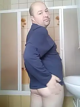 Luceriusbigass online show from 2, 3, 2025