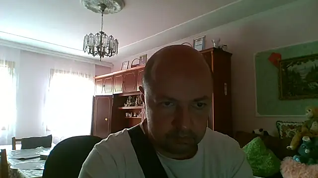 Snapshot of Luceriusbigass chatting on 9, 7, 2026 Luceriusbigass online show from 9, 7, 2026