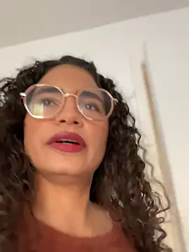 Snapshot of holaRosa chatting on 14, 6, 2026 holaRosa online show from 14, 6, 2026