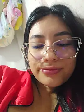 Snapshot of VioletRousee chatting on 13, 7, 2026 VioletRousee online show from 13, 7, 2026
