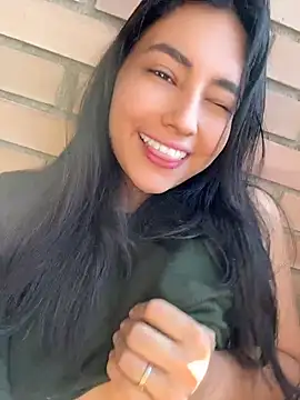Snapshot of VioletRousee chatting on 11, 6, 2026 VioletRousee online show from 11, 6, 2026