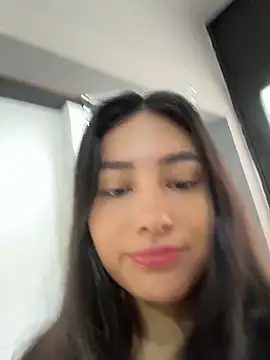 Snapshot of VioletRousee chatting on 19, 6, 2026 VioletRousee online show from 19, 6, 2026