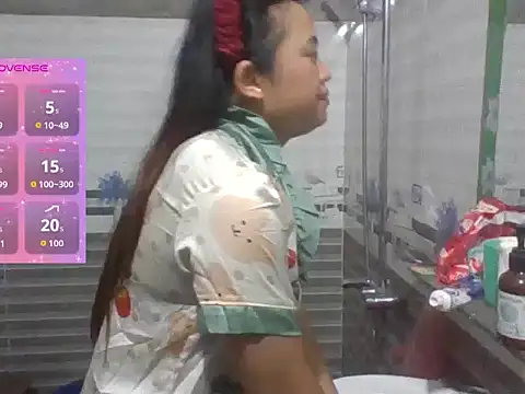 Snapshot of -Pumidy- chatting on 10, 4, 2026 -Pumidy- online show from 10, 4, 2026