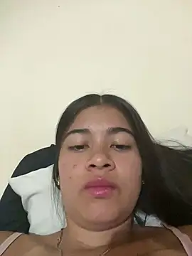 Snapshot of Kloe_zaf chatting on 1, 6, 2026 Kloe zaf online show from 1, 6, 2026