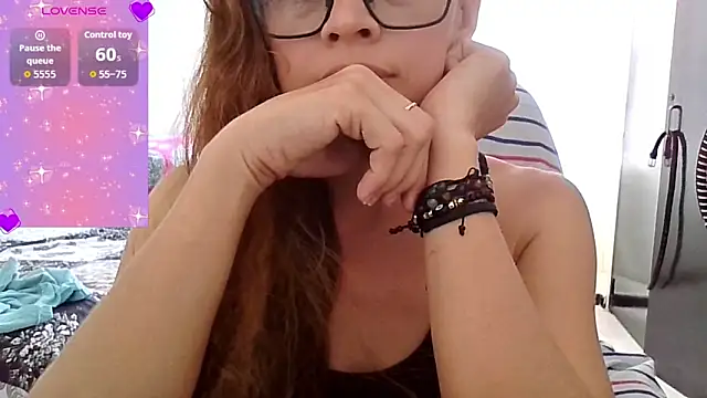 Lannah   online show from 3, 5, 2026