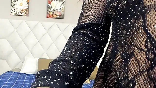 Victoria  lee online show from 24, 4, 2026