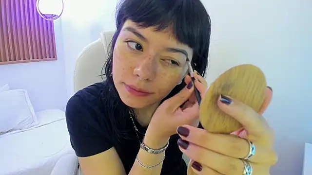 Snapshot of ghostmila chatting on 16, 4, 2026 ghostmila online show from 16, 4, 2026