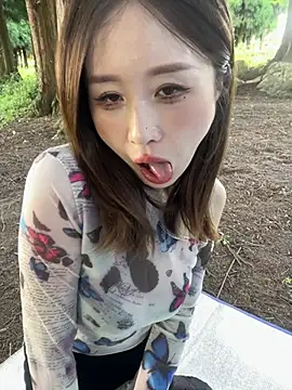 Snapshot of qin205205 chatting on 22, 7, 2026 qin205205 online show from 22, 7, 2026