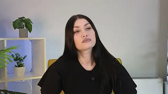 Snapshot of CheyenneGerla chatting on 8, 4, 2026 CheyenneGerla online show from 8, 4, 2026