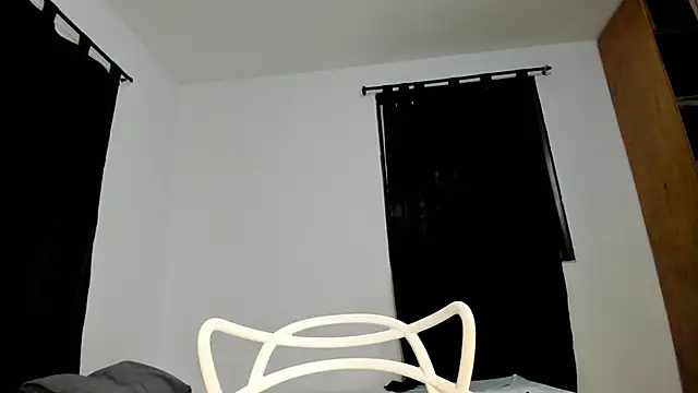 Snapshot of aisshalee chatting on 22, 5, 2026 aisshalee online show from 22, 5, 2026