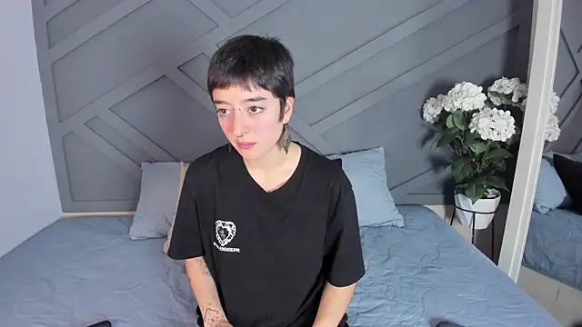 Snapshot of Atheena__ chatting on 13, 7, 2026 Atheena online show from 13, 7, 2026
