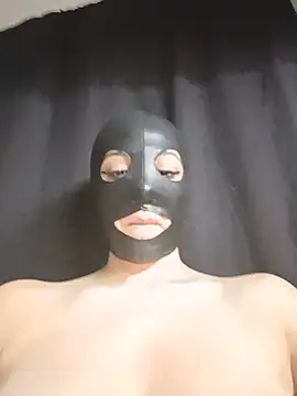Snapshot of SoylolatuPU chatting on 12, 7, 2026 SoylolatuPU online show from 12, 7, 2026