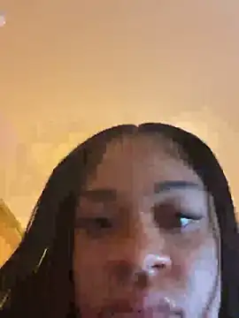 urfavdominatrixx online show from 8, 4, 2026