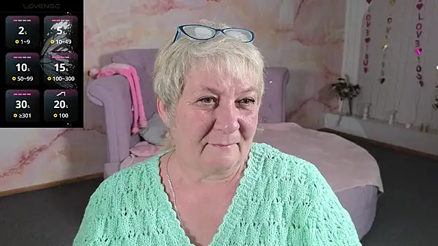 Poppy Pulse online show from 22, 4, 2026