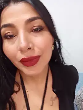 Snapshot of Antonella-corruso chatting on 5, 6, 2026 Antonella-corruso online show from 5, 6, 2026