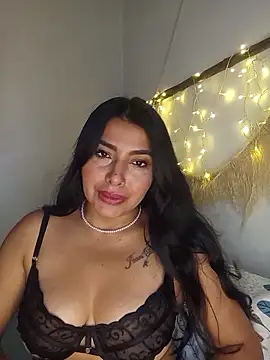 Snapshot of Antonella-corruso chatting on 14, 5, 2026 Antonella-corruso online show from 14, 5, 2026