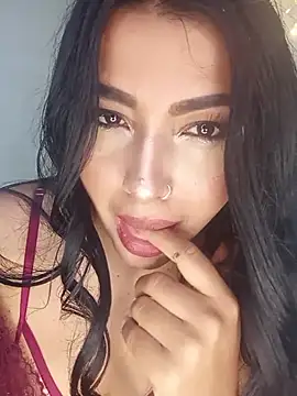 Snapshot of Antonella-corruso chatting on 8, 5, 2026 Antonella-corruso online show from 8, 5, 2026