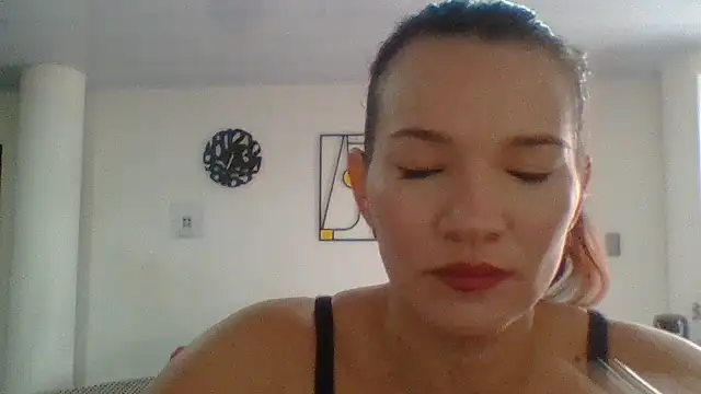 Snapshot of valery_fitt chatting on 9, 6, 2026 valery fitt online show from 9, 6, 2026