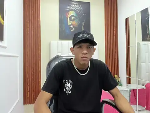 Snapshot of Alexander_villa_ chatting on 7, 4, 2026 Alexander villa online show from 7, 4, 2026