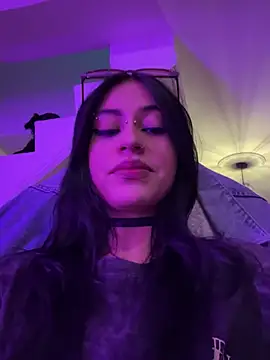 Snapshot of Kattze_ chatting on 24, 4, 2026 Kattze online show from 24, 4, 2026