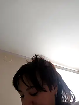 Snapshot of celeste_beacker chatting on 10, 4, 2026 celeste beacker online show from 10, 4, 2026